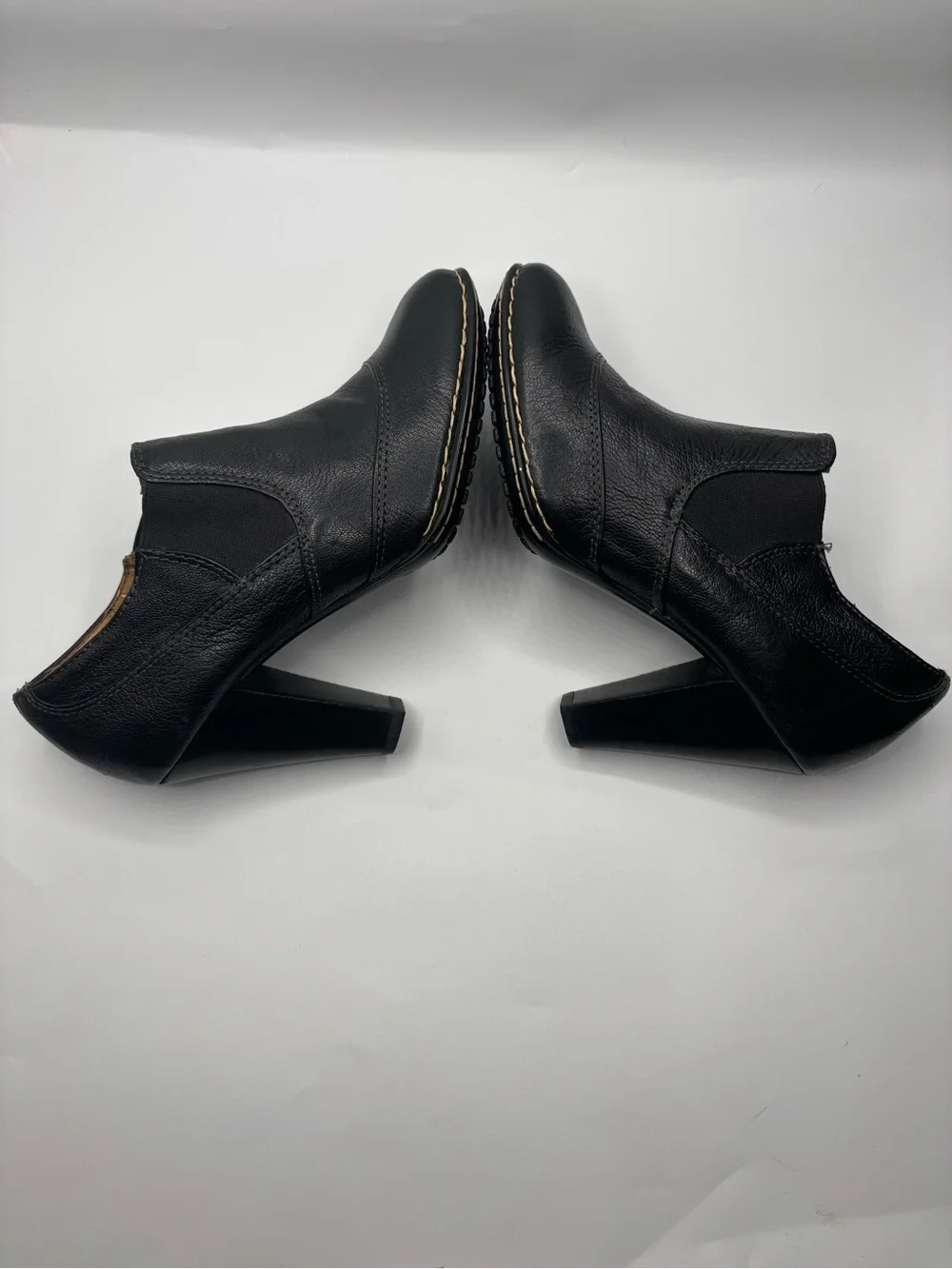Sofft Simola Black Leather Chelsea Bootie Block Heel Boots Sz 7.5M Western Boho